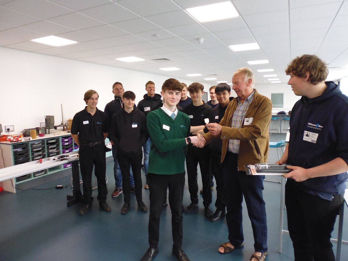 QEStudio tweet media