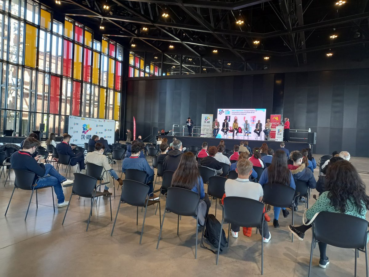 CCVirgenBlanca's tweet photo. Asistimos a “Competición de Pitch I” en el Palacio De Congresos y allí hemos participado en mesas redondas relacionadas con “aprender a emprender”
#Genyus #AprenderAEmprender @CylHub #CompeticióndePitch
#CCVirgenBlancaLeón @FundEducere https://t.co/R5q6EbW6iS