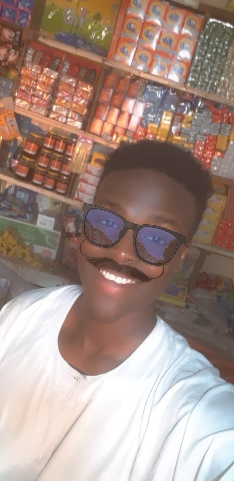 ابتسم الدنيا عيد