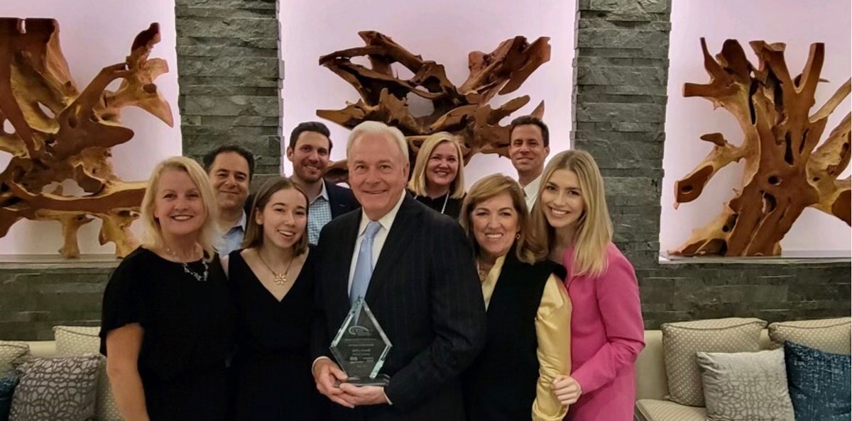 NextGen's tweet photo. Last night, Jamie Arnold, CFO at #NextGenHealthcare, was honored with a Lifetime Achievement Award at the @OCBizJournal's CFO of the Year Awards! Congrats to Jamie on being recognized for his leadership throughout his career! #OCBJCFO2022

Read more: https://t.co/udwzoRlpQw https://t.co/X3kGvTsxbA