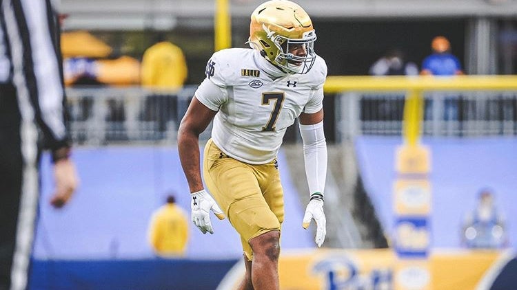CFBHome's tweet photo. A name to watch this season for the upcoming 2023 #NFLDraft 

Isaiah Foskey (DL, Notre Dame)

Stats: 77 tackles, 14.5 TFLs, 14.5 sacks, 6 forced fumbles, 2 fumbled recovered. https://t.co/7CaxxV05ki