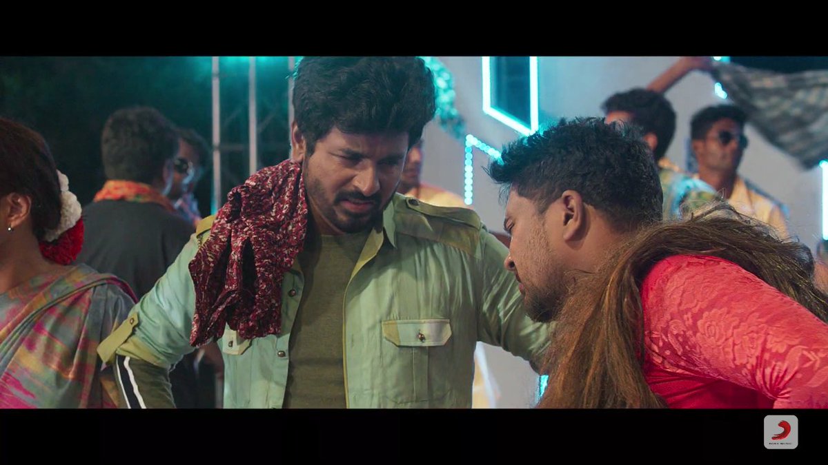 This scene 😉😉😂😂
<a href="/Siva_Kartikeyan/">Sivakarthikeyan</a>  <a href="/RJVijayOfficial/">RJ Vijay</a>  <a href="/Bala_actor/">Bala saravanan actor</a>  

Oreyyy funn dhan 😍😂🔥

#DON #DonTrailer #DONfromMay13
