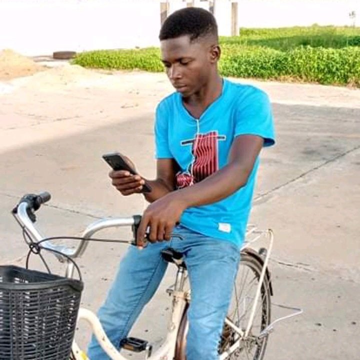 GidiInnocent4's tweet photo. #NewProfilePic https://t.co/3lNJ5k1cZ9