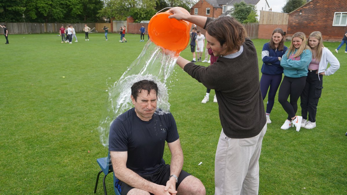 Just another day in the life of <a href="/hmkingsglos/">David Morton</a> 😃
1:30pm: drenched to raise funds for our House charities <a href="/KingsSchoolGlos/">The King’s School, Gloucester</a> 
2:00pm: unveiling a blue plaque on Mission Hall with The Mayor of Gloucester
#neveradullmoment