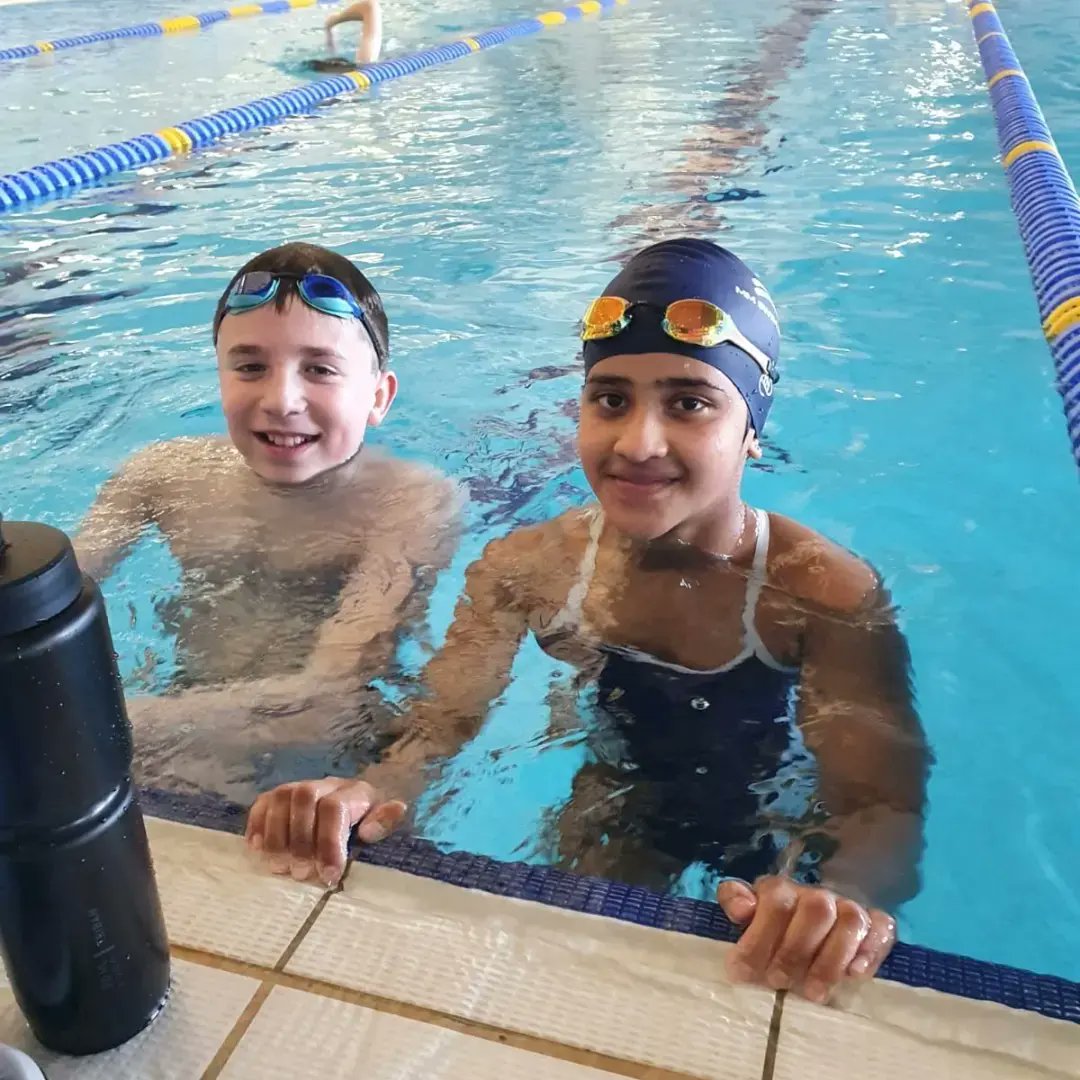 SwimInspiration's tweet photo. SMILE it's finally the weekend!! 
#MMSI #MMSwimInspiration #swimcamps #swimming #fridayfeeling #Motivation #swimmers https://t.co/sBoldgLLZY