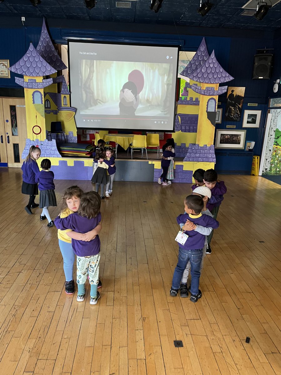 hafodprimary's tweet photo. #hfpReception have had lots of fun planning and rehearsing our re-enaction of 'The Girl and the Fox'. @intofilm_cymru #hfpexpressivearts https://t.co/FYZxWTpd8z