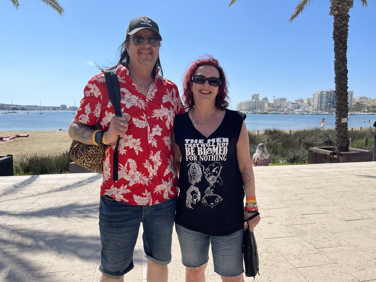 Alien X Xenomörph tweet media