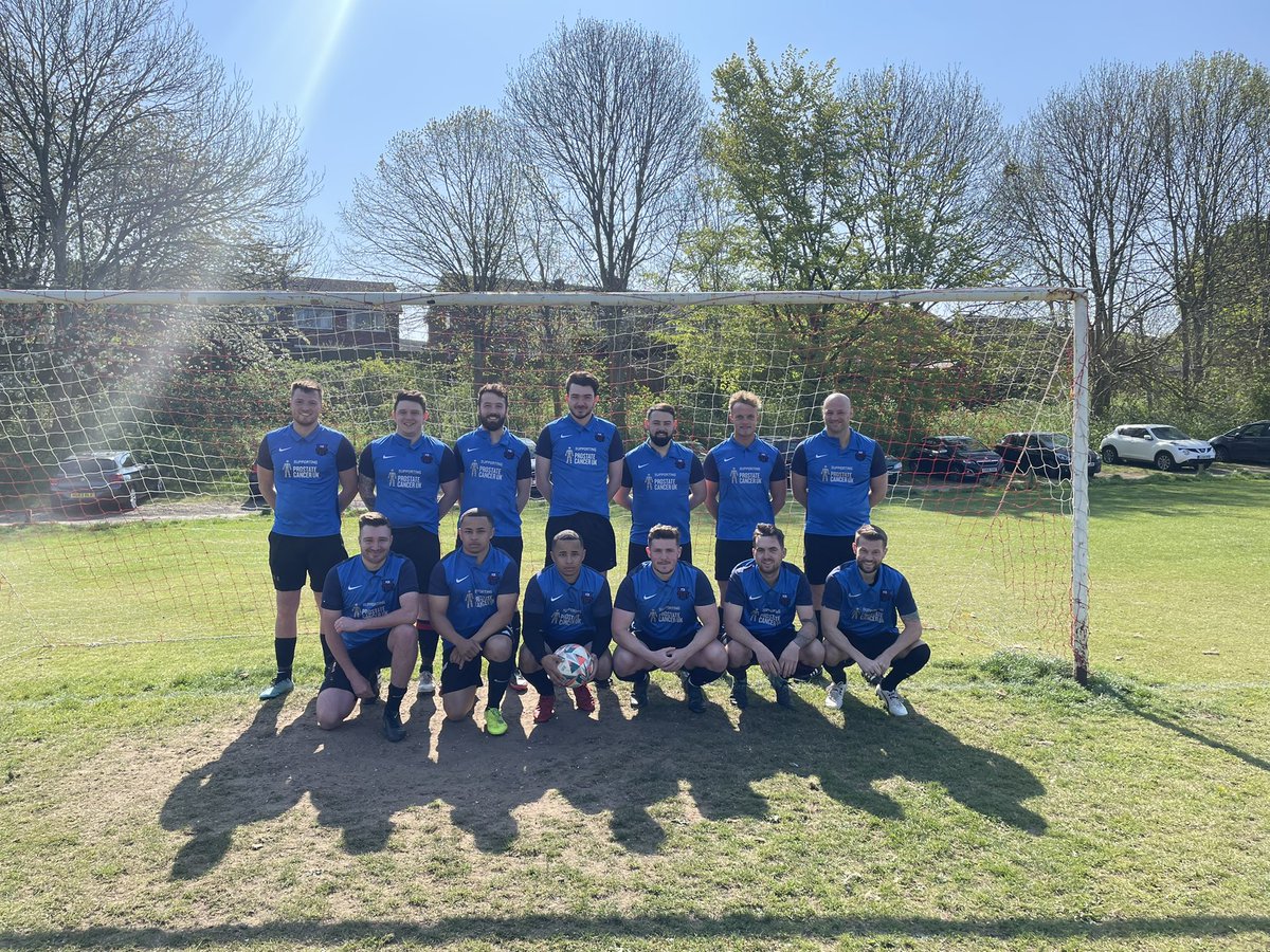 FcbHemel's tweet photo. The big one Sunday:

⚽️ -  FCB Hemel vs Magpies
🏆 - Steve Norwood Cup final 
📍 - Hemel Hempstead Town FC
⏰ - 3pm KO

Come down and support the boys https://t.co/jTP6HLPf7E