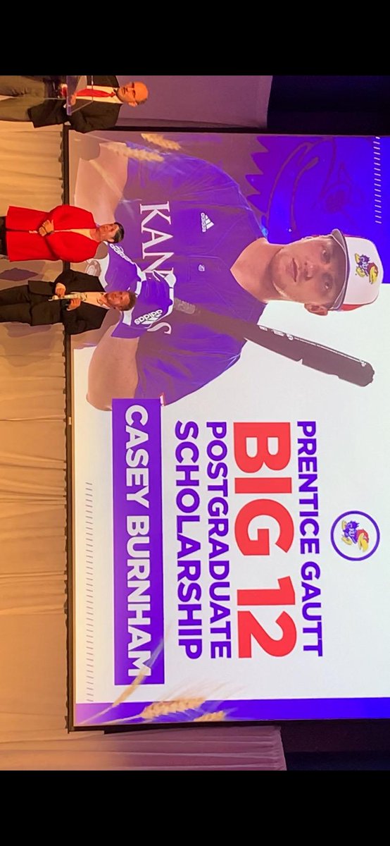 GishActivities's tweet image. Congratulations to Islander Alum, KU Baseball outfielder, Casey Burnham who received the Dr. Gerald Lage Academic Award, the Big 12's highest Academic Honor. 
A seven- time Athletic Director/ Big 12 Commissioner Honor Roll Member. We are so proud of Casey.