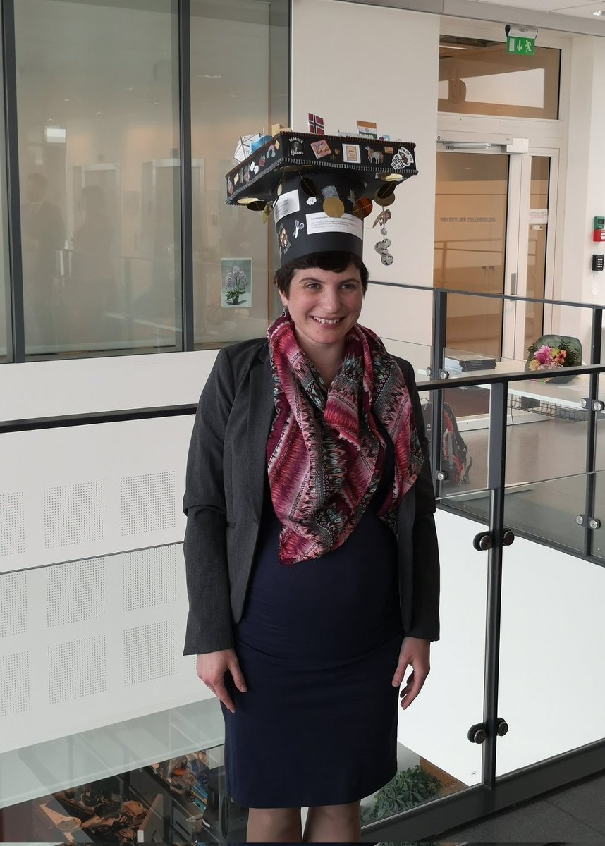 kschink's tweet photo. Super proud of @HeleneSpangenb1, who today successfully defended her PhD @harald_stenmark @CanCell_UiO! And lots of thanks to @Fran_Bottanelli and @Oidevall, who were perfect opponents! https://t.co/kfWzjbrws8