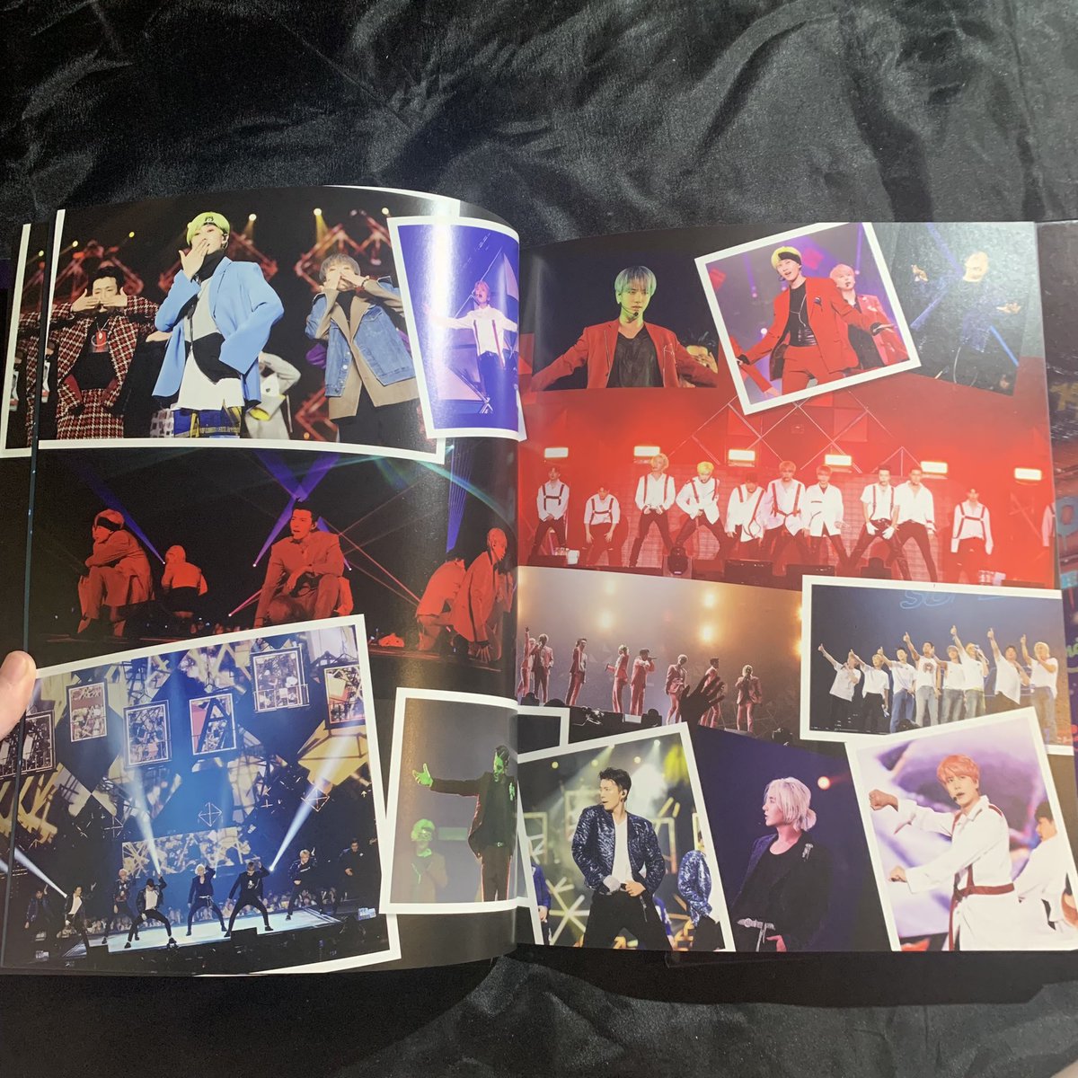 Issellingacc's tweet photo. Super show 8 photobook rm100 #pasarsuju #pasarSUJUMY #SUJUMarketMY https://t.co/xM6S0yWmwI
