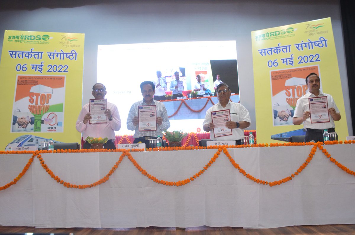 RDSOLucknow's tweet photo. To commemorate the “Azadi Ka Amrit Mahotsav”, Vigilance cell of RDSO has taken an initiative and organized Vigilance Seminar on 06.05.2022 to create awareness among Officers &amp; Staff of RDSO under the able guidance of Shri Sanjiv Bhutani, Director General of RDSO. https://t.co/QOs8Iieb4s