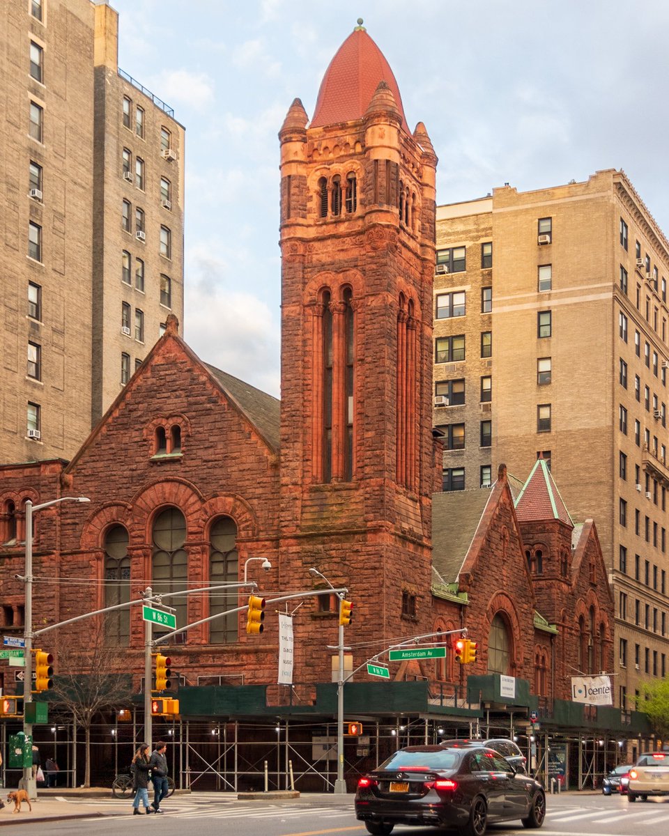 LandmarksofNY tweet media