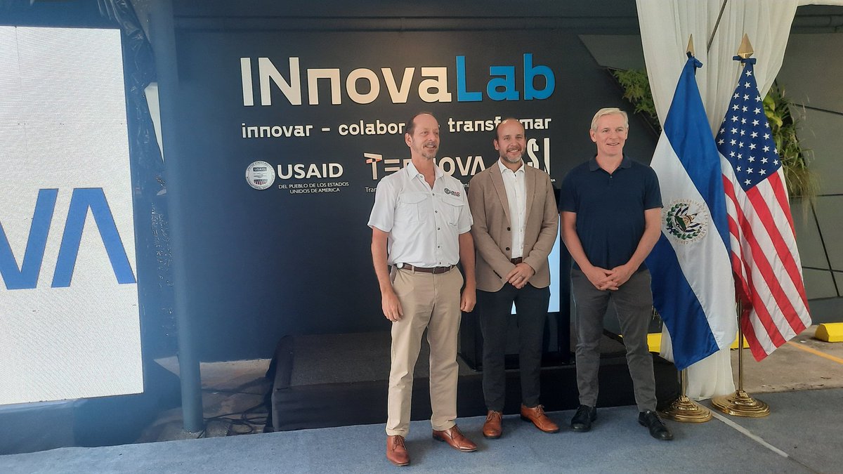 El 1er Centro de #innovación corporativa de Centro América <a href="/InnovalabSv/">Innovalab</a> <a href="/rodrigo_tona/">Rodrigo Tona</a> <a href="/IdeariaLab/">IDEARIA</a>