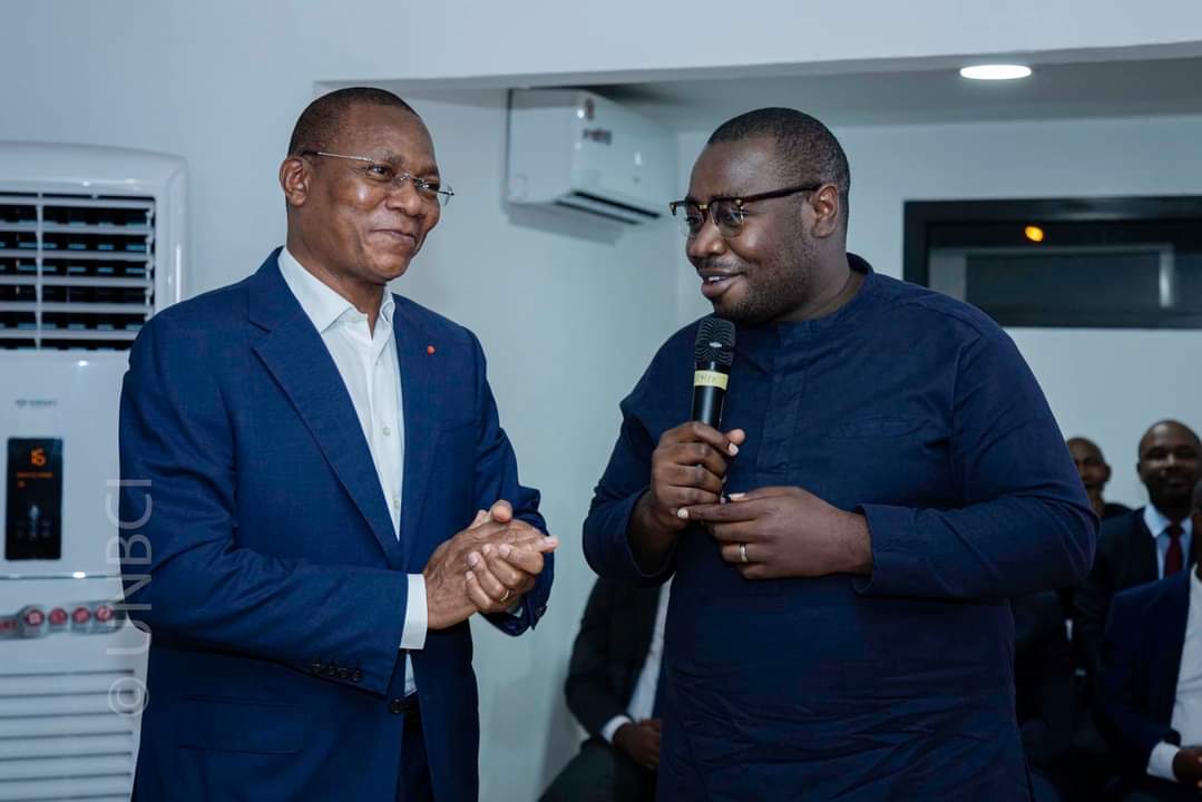 SergeFarell's tweet photo. Le ministre de la construction, du logement et de l'urbanisme, Monsieur Bruno Nabagné KONÉ est officiellement membre de l'UNBCI  et président d’honneur de l’organisation. 

 Si vous souhaitez voir et revoir la rencontre, cliquez ici 👉🏾 https://t.co/LyX7mgbDjw

#GoUNBCI #CIVBlog https://t.co/4O0Tekaotf