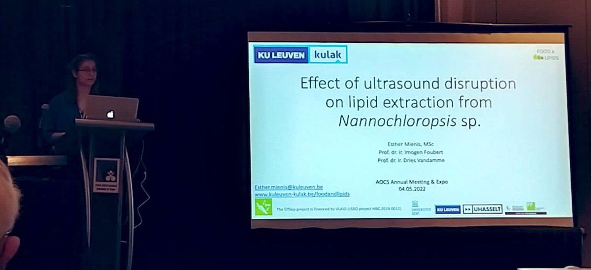 ImogenFoubert's tweet photo. Ook @KULeuvenKulak @kuleuven food&amp;lipids doet mee aan mei #algenmaand van @crevits. Onderzoekster Esther Mienis presenteerde haar onderzoek rond algen op @aocs congres in Atlanta. Hoe krijgen we olie uit de algen? Helpt ultrageluid? https://t.co/BUkdPT0BBV