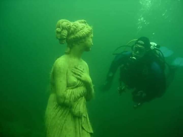 The sunken city of Heraklion near the coast of Alexandria in Egypt (from the Greek Ptolemaic period).