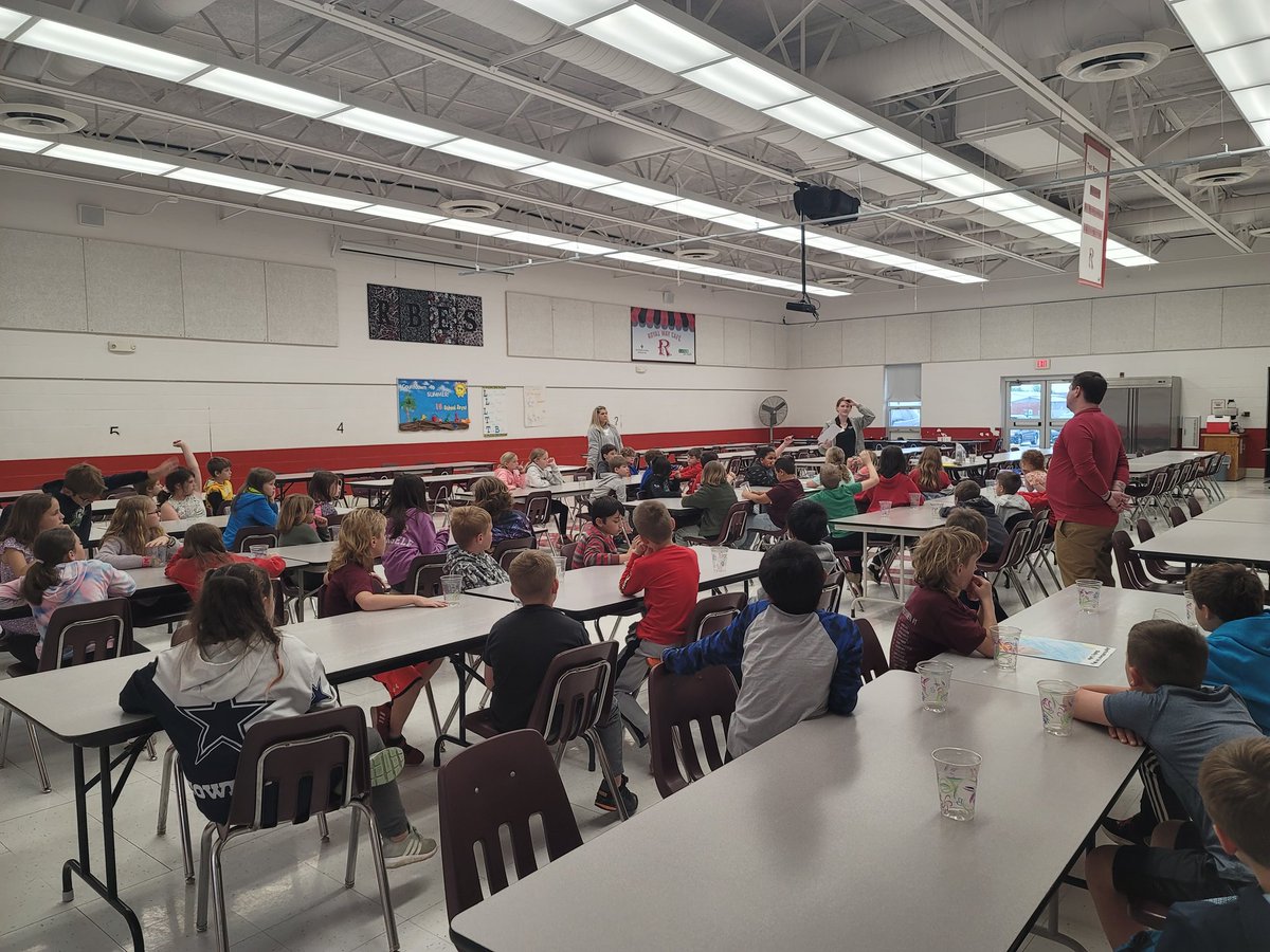 MorganMueth's tweet photo. Today the third graders learned about soil and all of the different layers.  A huge thank you to Ag in the Classroom for the presentation and snack! #redbud132 https://t.co/b6SbCp70XZ