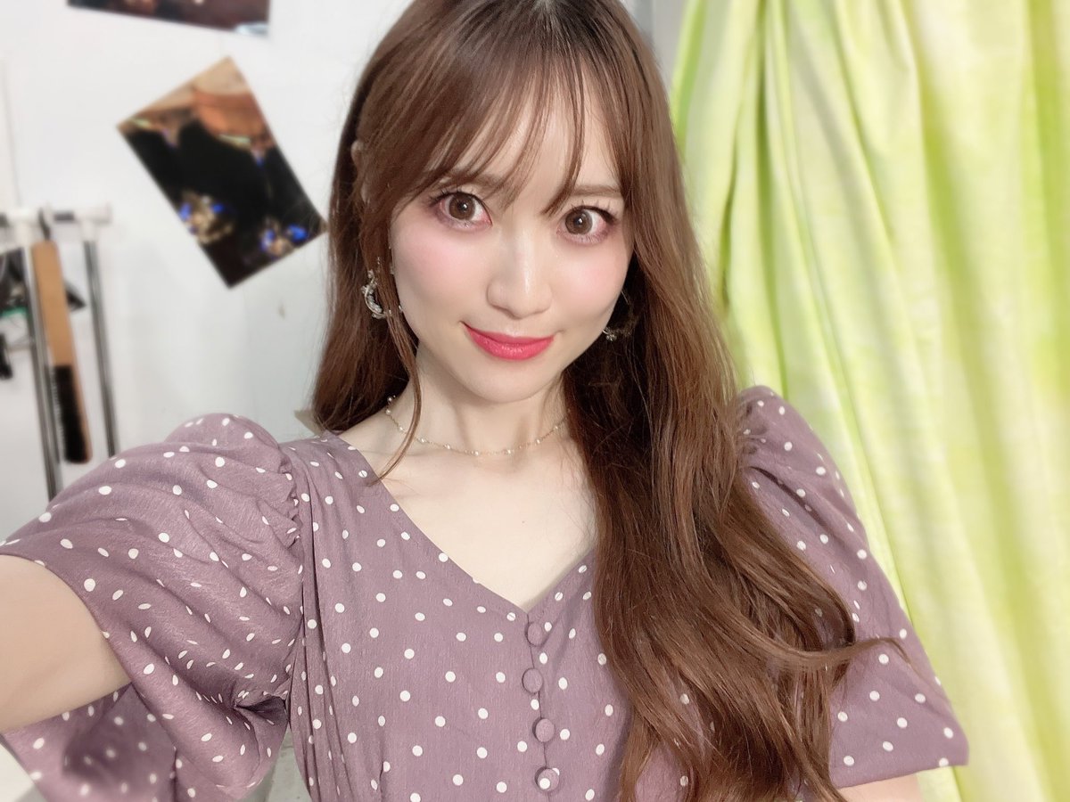 shihomi1129's tweet photo. ステミュ観覧ありがとでした🥰
楽しかったー！🤍
あゆみん誕生祭で一緒に撮ってもらったふふふ😻

現場ではお話しましたが私は来月でステミュ卒業することになりました！🥹が！7月から新しい番組させて頂くことになりました✨
また改めてお知らせします🫶🏻 https://t.co/TQfDtH3fPC