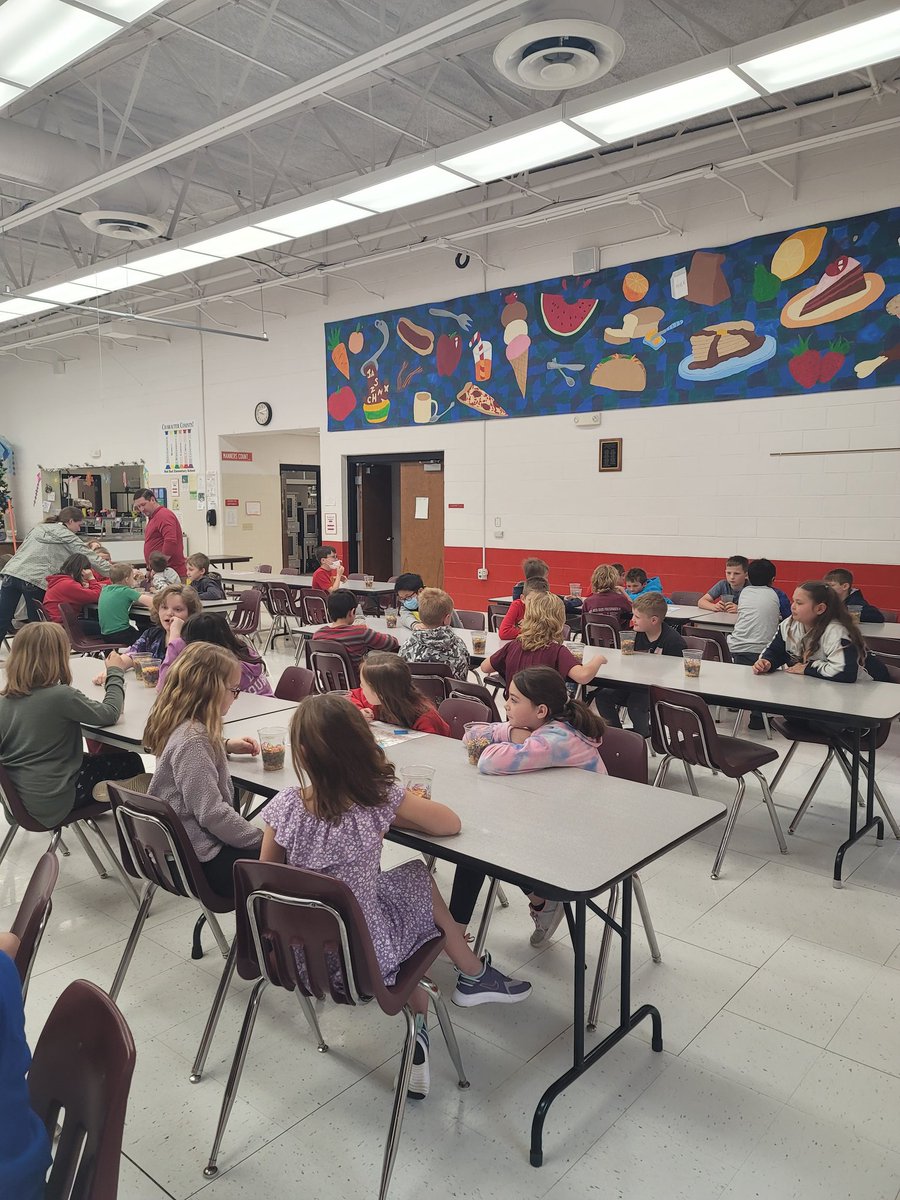 MorganMueth's tweet photo. Today the third graders learned about soil and all of the different layers.  A huge thank you to Ag in the Classroom for the presentation and snack! #redbud132 https://t.co/b6SbCp70XZ
