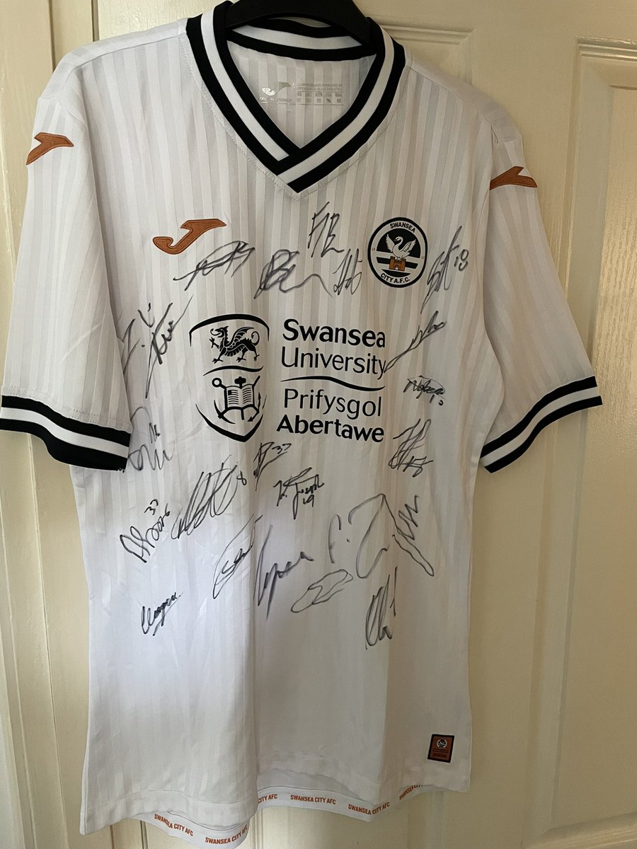 Stacey Farnell tweet media