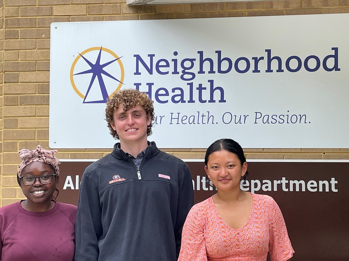 NeighborhoodHth's tweet photo. We are delighted to be hosting these @EpiscopalHS seniors for their externship. They are working  on a quality improvement project, shadowing medical and dental providers, &amp; engaging with the community alongside our COVID-19 Vaccine and HIV/STI Outreach teams. #EHS #TheHighSchool https://t.co/vyUkKaqp9W