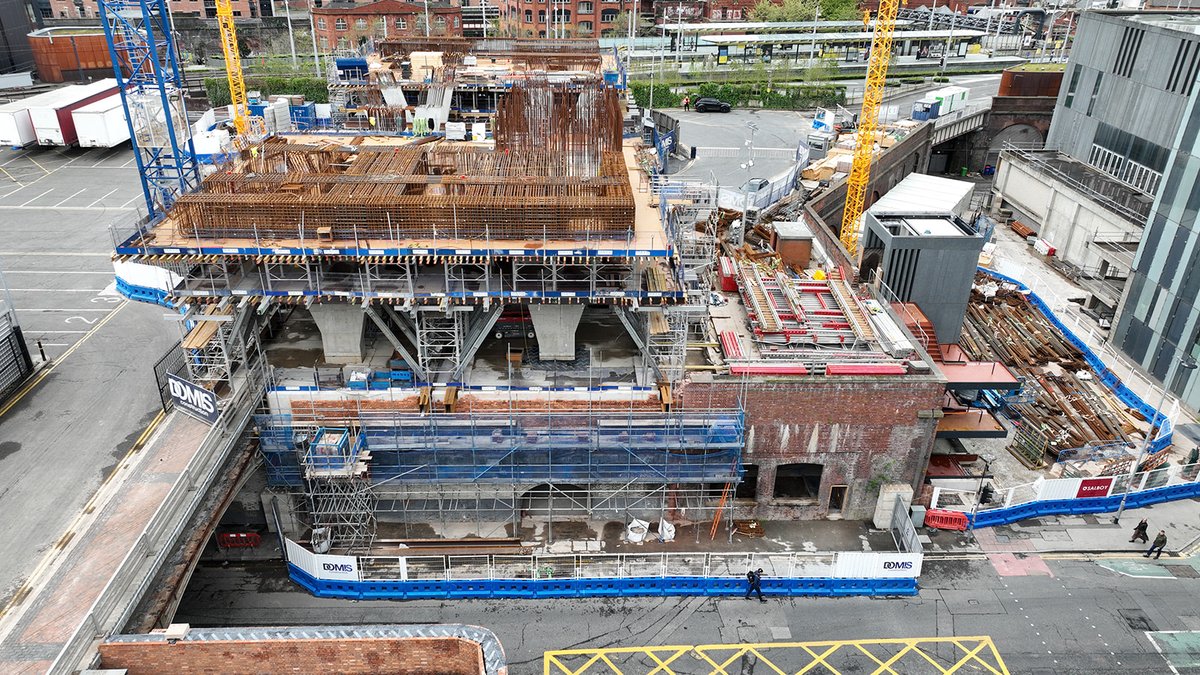 salboyltd's tweet photo. Construction update on site at Viadux. 
https://t.co/QMjo7m9UdQ 

@DomisLtd and partners busy as core rises and new metro lift is progressed. 

#manchester  #construction https://t.co/ITKj7NItmX