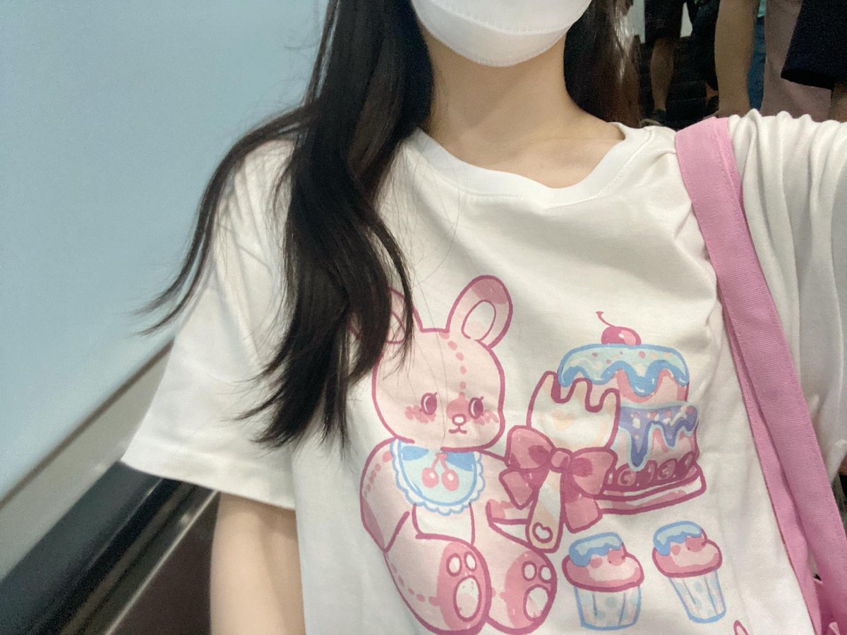 notstrawberry_'s tweet photo. 乖吗 不乖删了 https://t.co/vYF1tFslnX