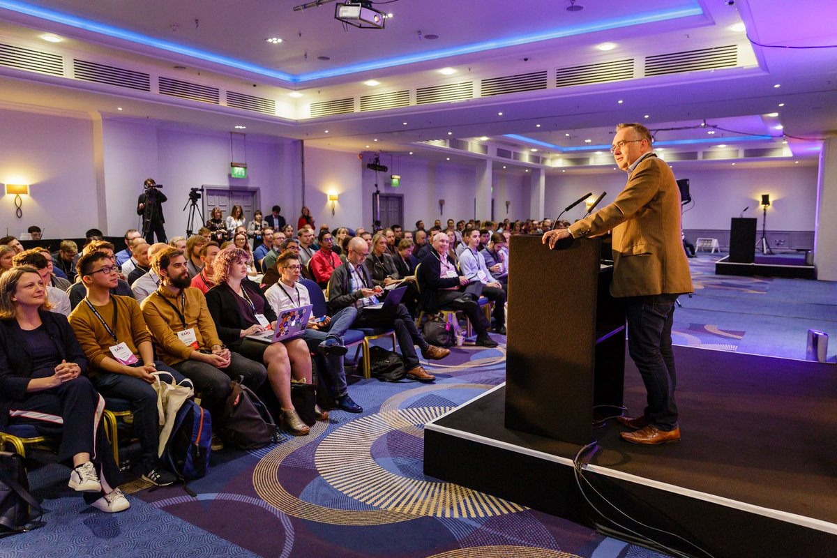 earlconf's tweet photo. Are you thinking about speaking at this year's #EARLconf? Don't delay in getting your abstract in - abstracts close on 26th May: https://t.co/hqrBYauuq1

We've got some great keynote speakers lined up for this year's conference - watch this space to find out who they are! https://t.co/YRDpxo96Ey