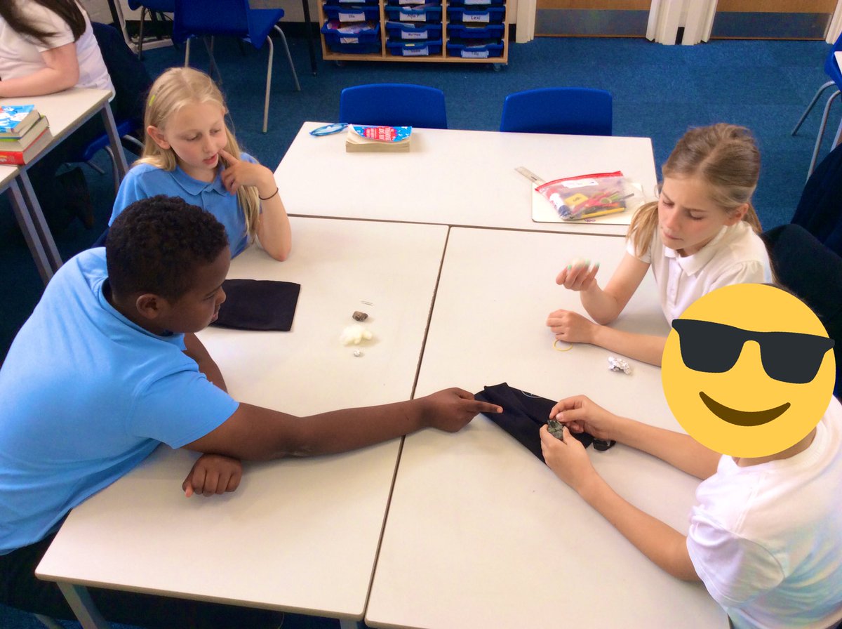 _misscorcoran's tweet photo. In Science, we have been using ‘feely bags’ filled with lots of different materials and we tried to identify them by describing their properties. We then tested each material for magnetism, transparency, flexibility and permeability. https://t.co/tW6Dnp0lDD