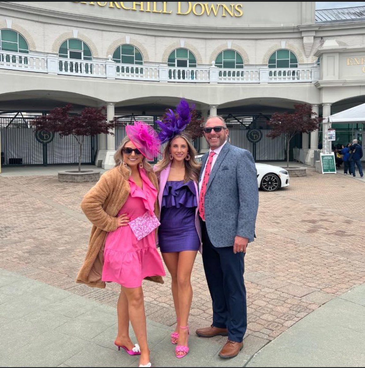#Thurby #ChurchillDowns #girldad Fun day with my girls!
