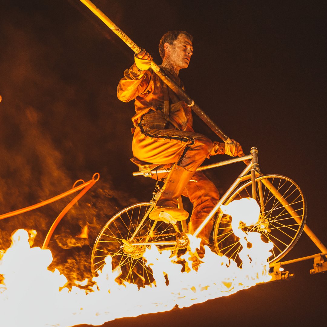 WildernessHQ's tweet photo. The breath-taking, formidable and awe-inspiring Spectacle returns to Wilderness. Keep your eyes peeled for wondrous sights and sounds across Cornbury Park this August.
#Wildernessfestival #Wilderness2022 #UKfestival #festivaluk #festival2022 #performanceart #ukperformance https://t.co/LCQT0EWrJw