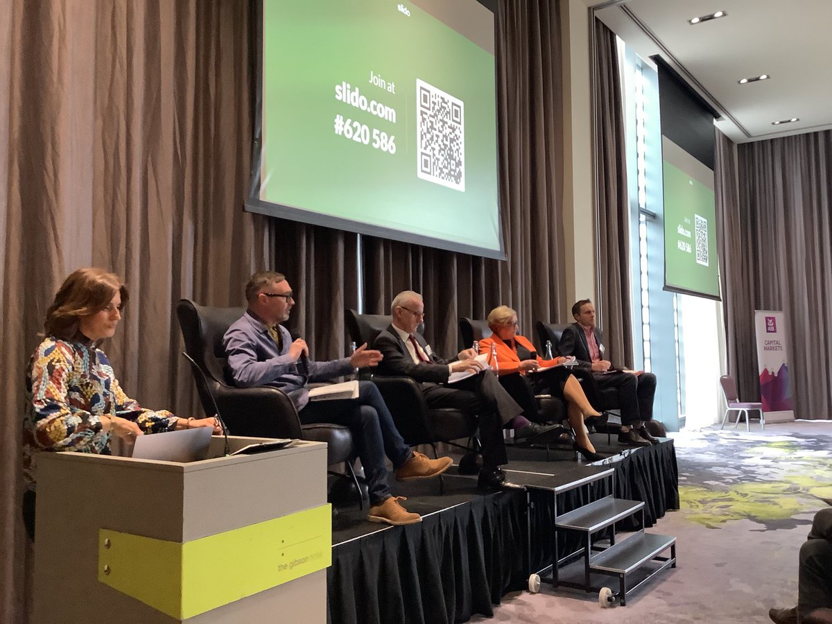 c_jammet's tweet photo. Last panel discussion of #BuildGreenNow22 with @EOBroin @CiaranCuffe @OCallaghanCian @FitzgeraldFrncs. High level of support for the recommendations included in @IrishGBC roadmap to decarbonise Ireland’s built environment (could even be more ambitious!) #BuildingLife https://t.co/SsxAIOjVxg
