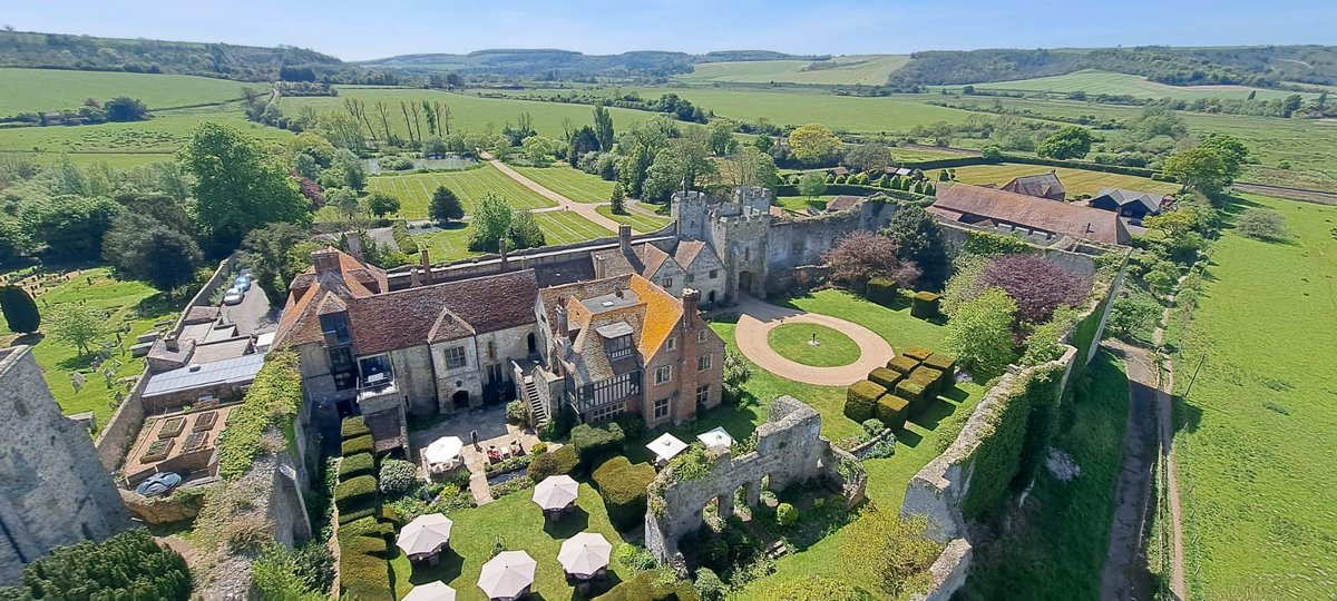 Amberley Castle tweet media