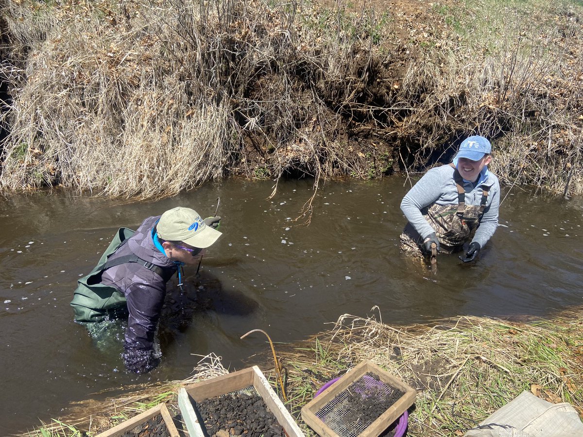Dr_CrocoGator's tweet photo. Happy #FossilFriday! I spent the week in the Snake River, #Minnesota, fishing up bones w/ @TheMammothSite &amp; @BisonCOE. Finding a lot of #bison but other stuff too like fox, frog &amp; turtle! All about 4,000-5,500 years old, so cool!

@sciencemuseummn https://t.co/VT7zKjMA3G