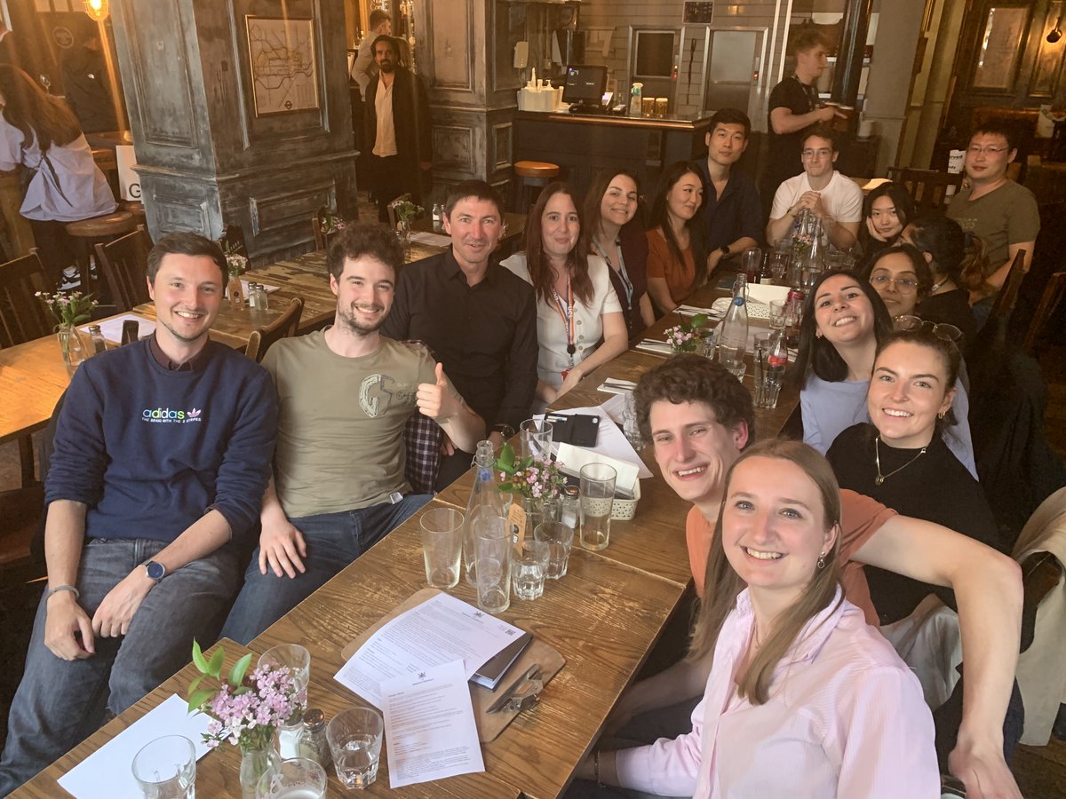 Beyond excited to (finally) have our (very) belated Christmas dinner with the <a href="/howorka_lab/">HoworkaLab</a>!
#FirstTake  #Christmas #WorkLifeBalance