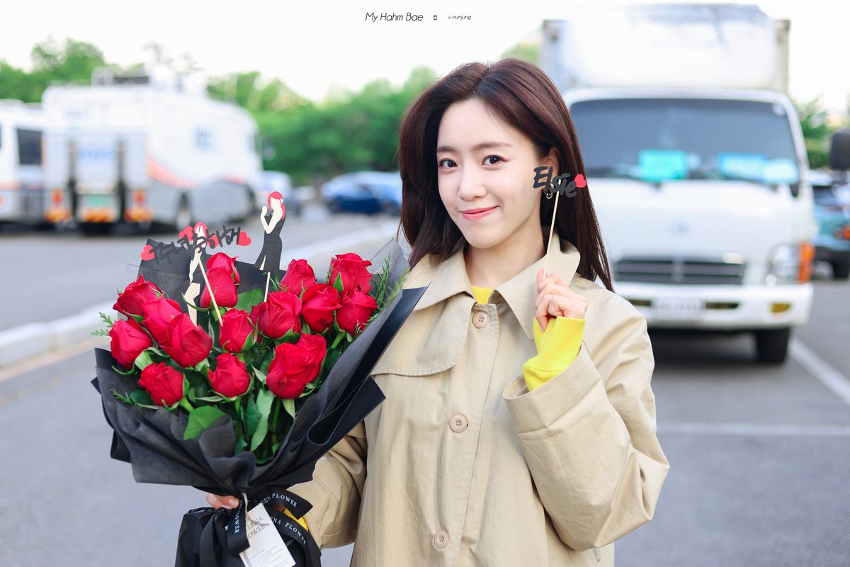 myhahmbae's tweet photo. 𝑬𝒍𝒔𝒊𝒆 7𝒕𝒉 𝒂𝒏𝒏𝒊𝒗𝒆𝒓𝒔𝒂𝒓𝒚 🌹
150507 ~ 220507
#함은정 #엘시 #Eunjung #Elsie https://t.co/y8qlr0iXHt