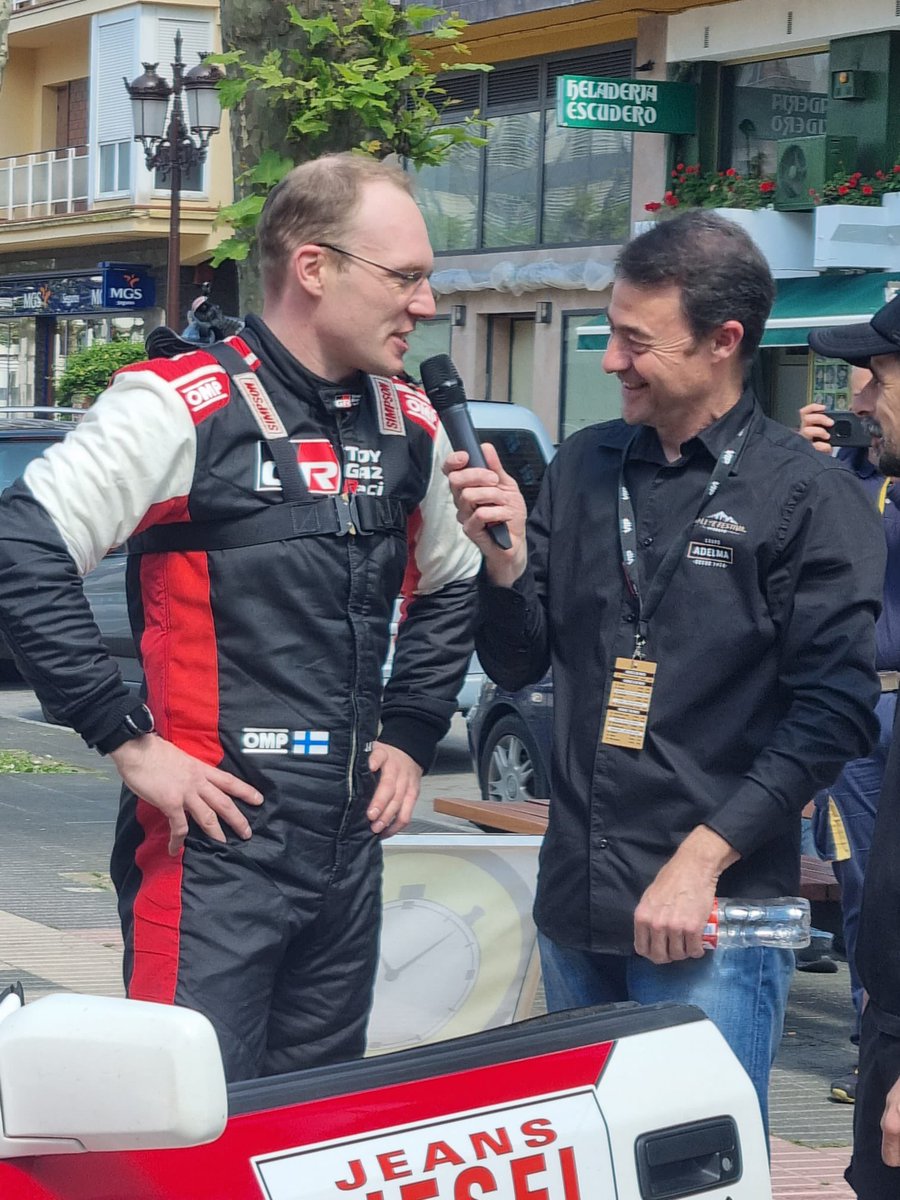 Cosas que pasan  una vez en la vida gracias al Rallye Festival Hoznayo por contar un año más conmigo.

thank you

JM Latvala