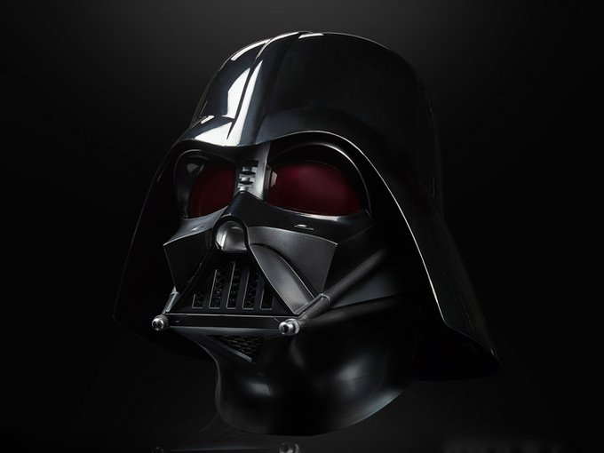 友人に教えてもらったハスブロ製「オビワンケノービ」版暗黒卿ヘルメット。
エピソード4ぽい仕上げ。
内装もバッチリな物件です。 