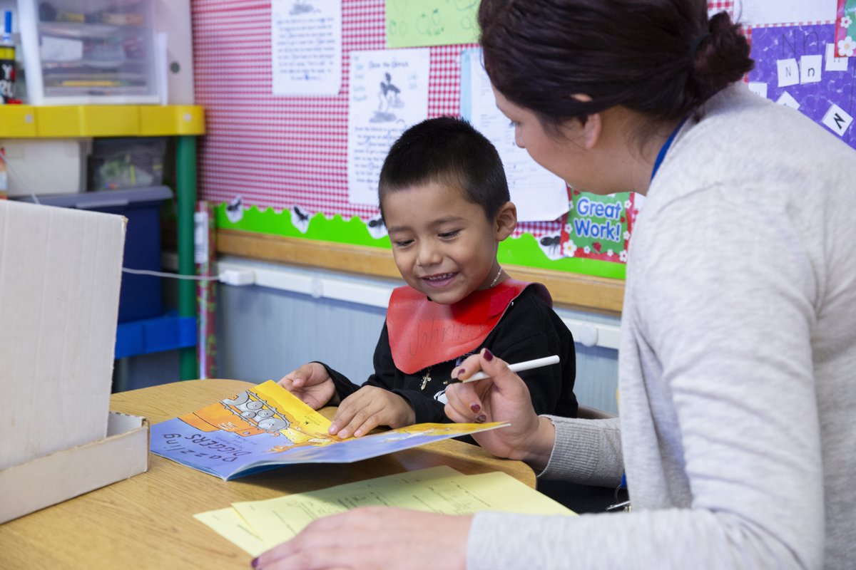 StriveTogether's tweet photo. Happy #TeacherAppreciationWeek to all the educators across the country making a difference in the lives of our children! We're grateful for you, this week and every week. https://t.co/g38mCtgcuY
