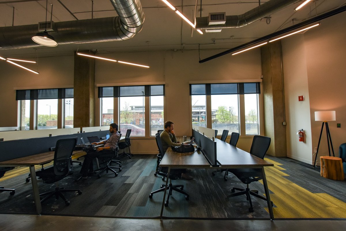 It's the last month for Spring Savings in May! Only $25 for week long (7 consecutive days) of unlimited flex or dedicated desk!