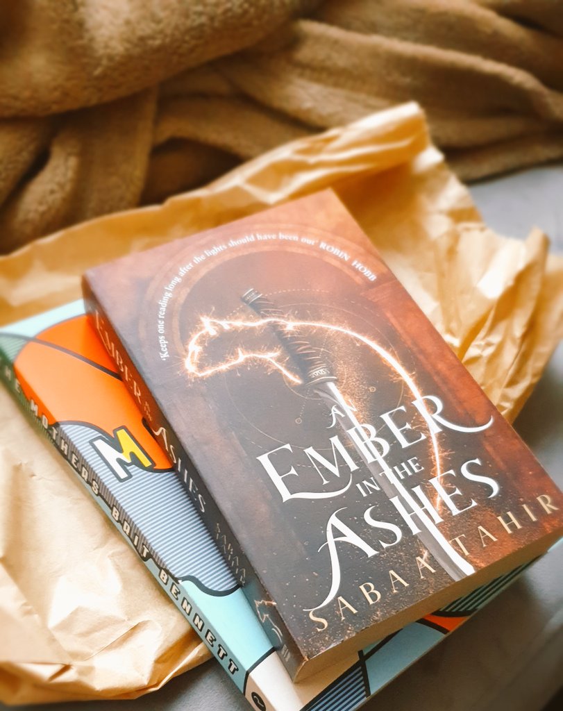 Pebi_books's tweet photo. Even though I receive books from publishers (to review) I still buy books. My wishlist is endless.
I completed my Brit Bennett collection (The Mothers) and starting on my Sabaa Tahir (An ember in the ashes series).
#booktwt #bookish #SabaaTahir #BritBennett https://t.co/jBFiIyM3RJ
