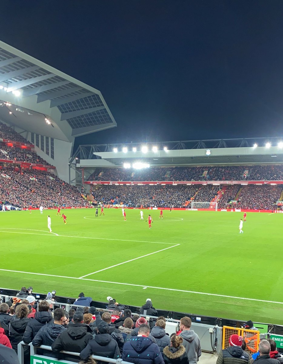 Kaarten voor diverse voetbalwedstrijden zoals thuiswedstrijden van FC Liverpool, Ajax, Heerenveen of Go Ahead Eagles! Deze kavels wil je hebben dus bied mee tijdens de veiling op 20 mei. 

#veiling #dos46 #kavelinthespotlight

Meld je aan als bezoeker via: bit.ly/3kNevac