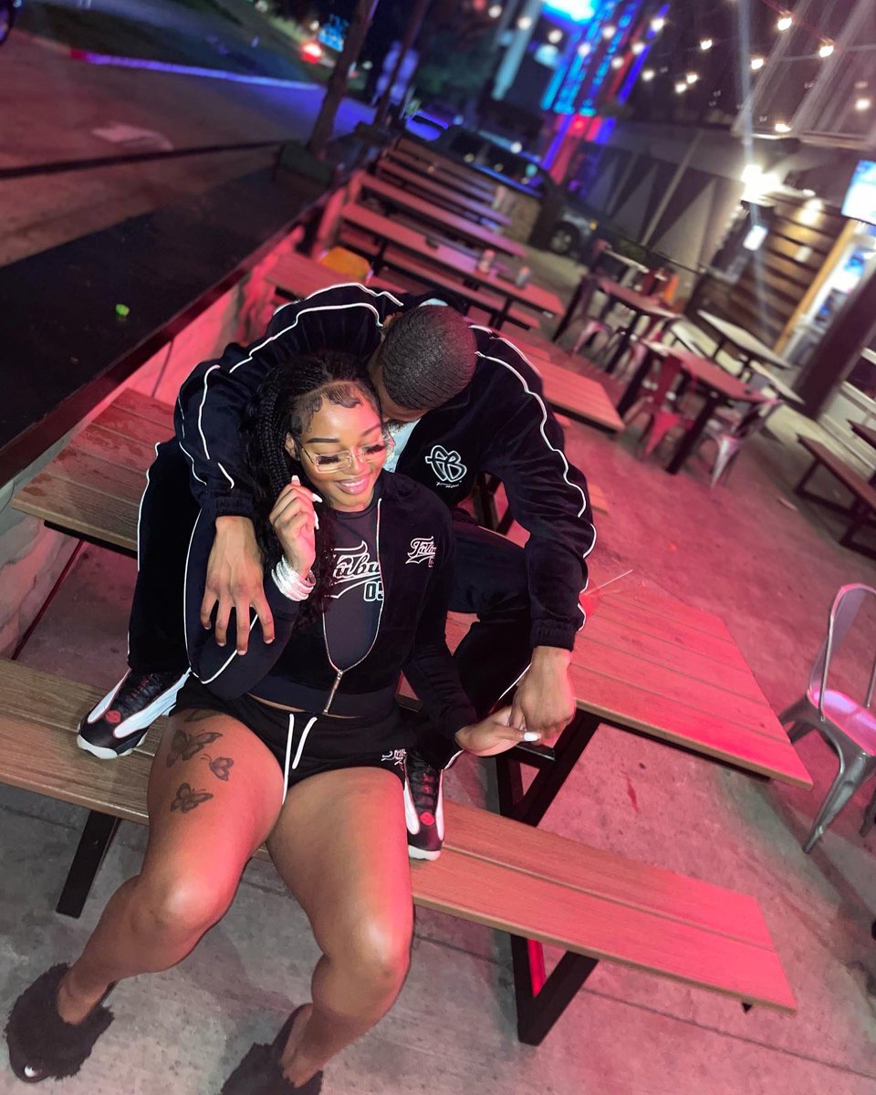 SoYouBaddHuh's tweet photo. Love me like it’s 2002 💜 
@FBTHECOLLECTION on our body. https://t.co/8OuCLL0LYe