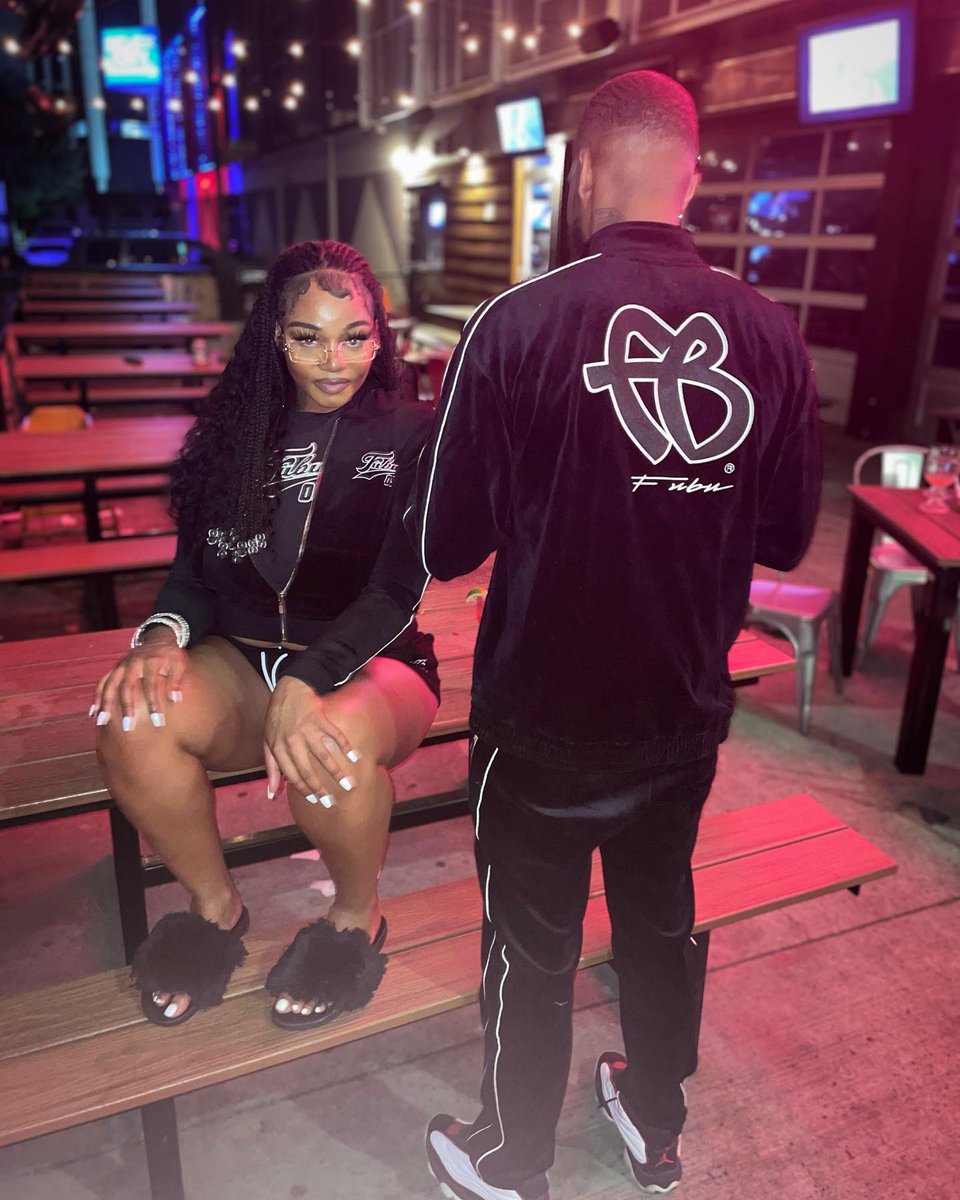 SoYouBaddHuh's tweet photo. Love me like it’s 2002 💜 
@FBTHECOLLECTION on our body. https://t.co/8OuCLL0LYe