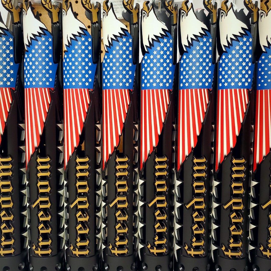 ARS_unique's tweet photo. It's #Freedom Friday 🦅 Rate these Freebird handguards 🔥
https://t.co/mLwRMXepU6
#uniquears #freedom #2A #redwhitepew #customrifle #customAR #AR15 #customAR15 #arlife #fivefivesix https://t.co/UUF6eiTb6K
