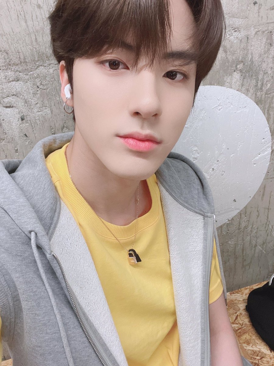N년 전 오늘의 에릭 tweet media