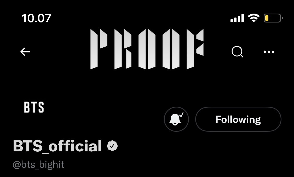 7btsupdates's tweet photo. Layout sudah berganti, new era has coming, saat nya BTS LOCKDOWN🔒

@BTS_twt 
-🐼 https://t.co/7AvvmDk5To