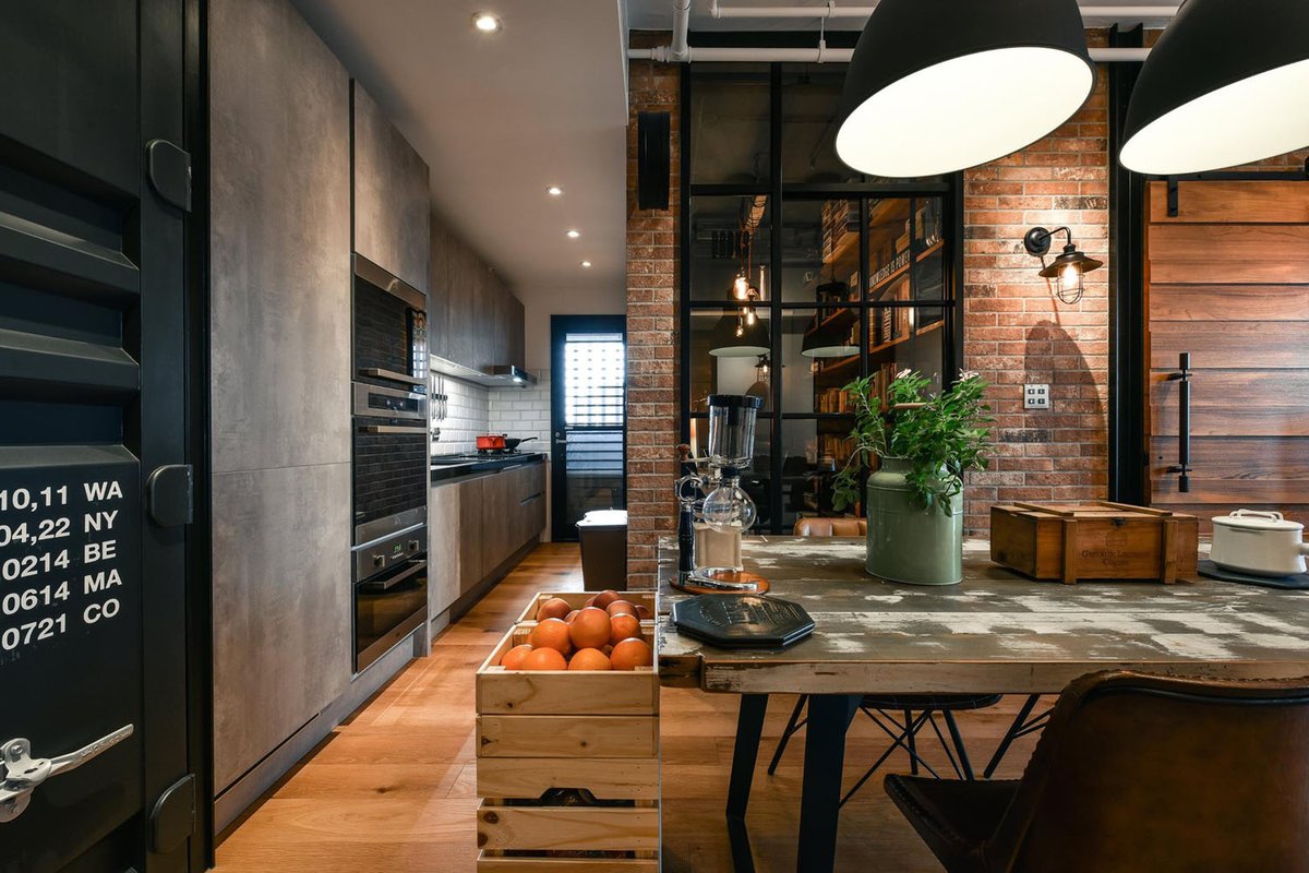 ENCCD_'s tweet photo. Industrial loft.

#industrialloft #loft #design #architecture #luxuryhomes https://t.co/3H2WXPT6VA