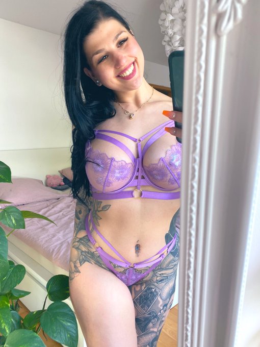 #HappyWeekend   https://t.co/hTbsJbfFNT 🥒💦 https://t.co/83aQOsYnO7<a href="/tag/happyweekend"class="tags">#HappyWeekend</a>